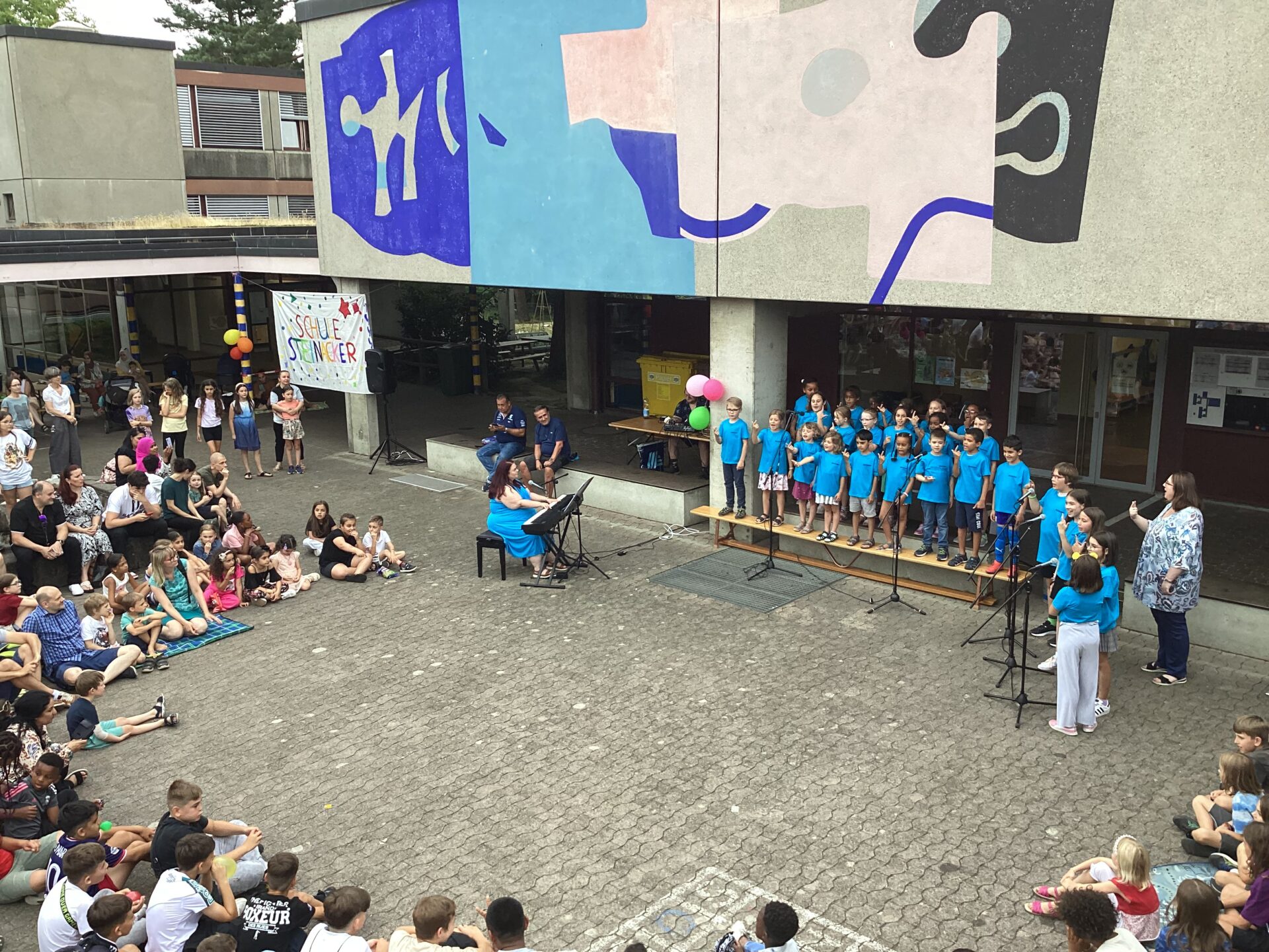 Primarschule Steinacker Seen